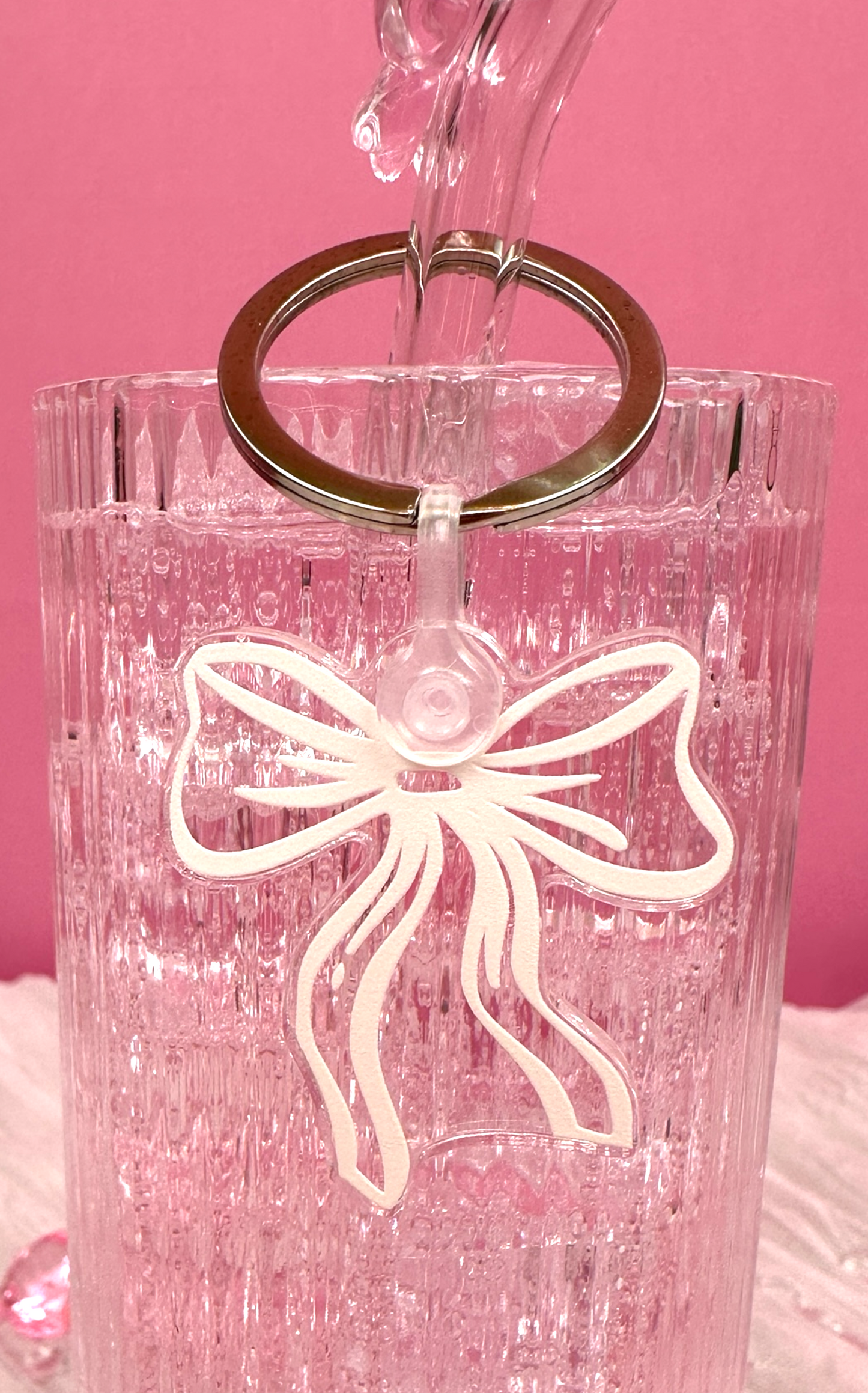 Acryl Schlüsselanhänger - Flirty Bow Kollektion
