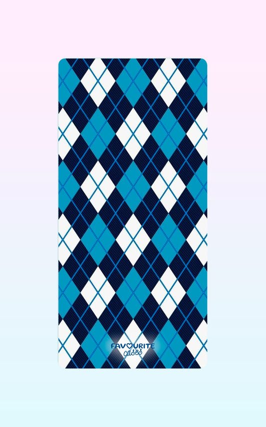 White And Blue Karo Handyhülle